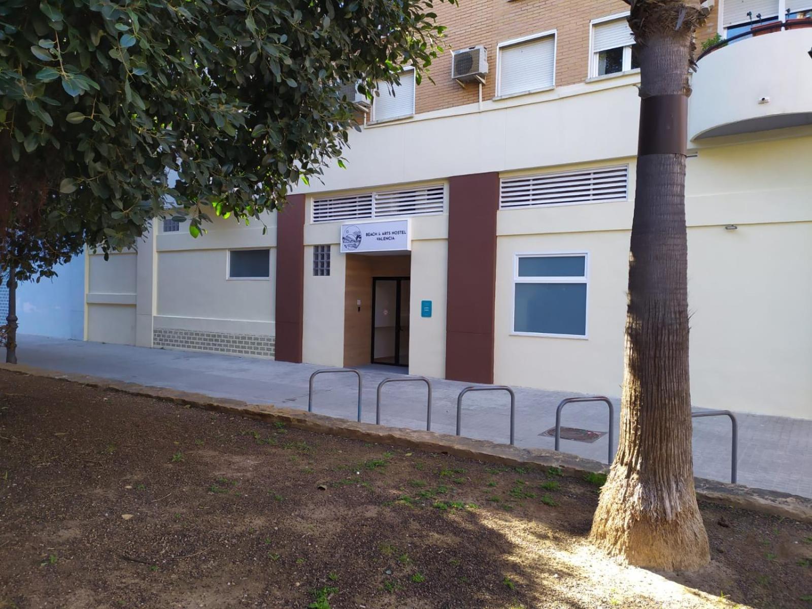 Beach & Arts Hostel Valencia Exterior photo